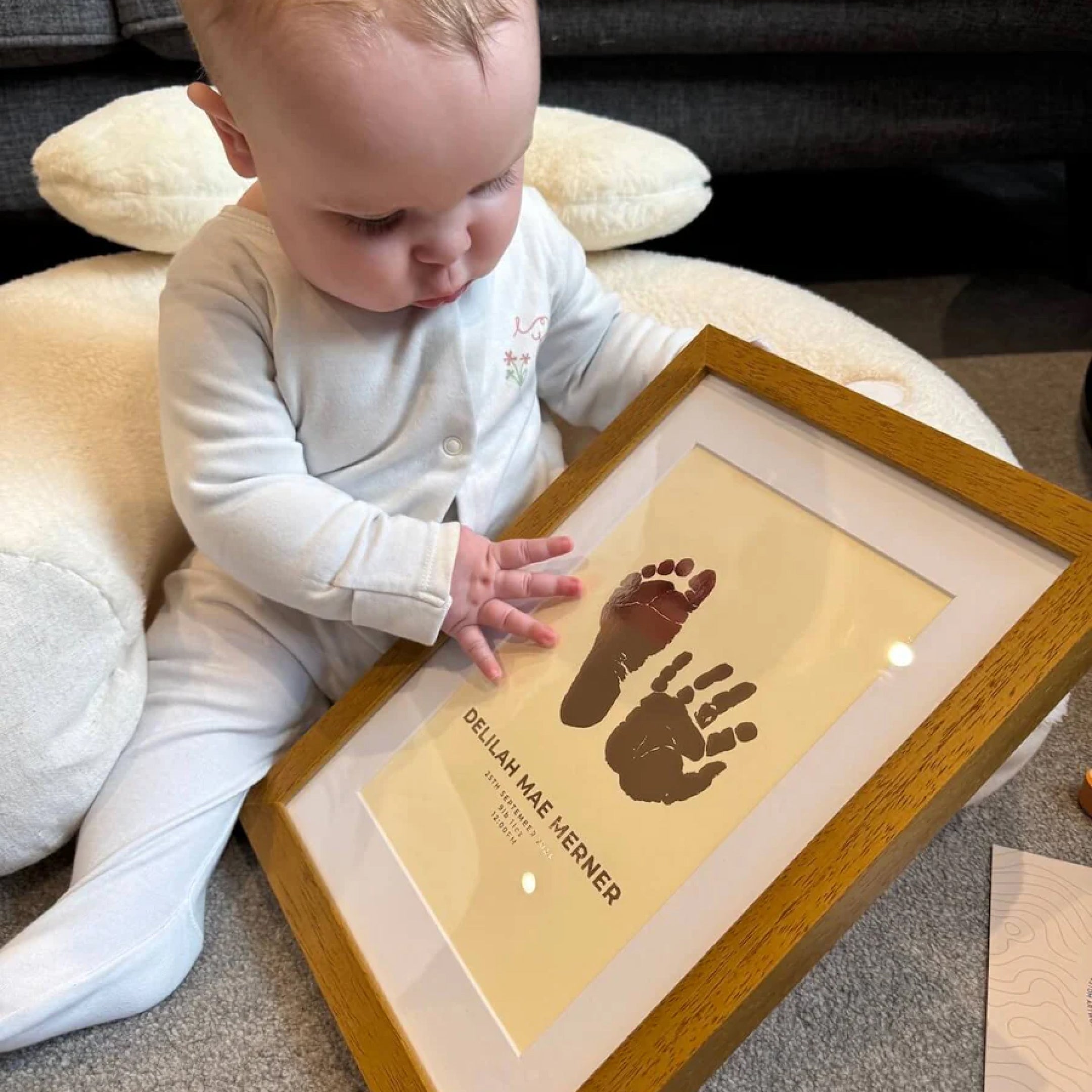Baby hand- en voetafdruk kunstwerk met foliedruk